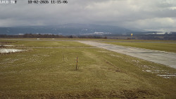 Pojezdová dráha, Runway