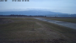 Pojezdová dráha, Runway