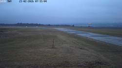 Pojezdová dráha, Runway