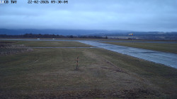 Pojezdová dráha, Runway