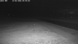 Pojezdová dráha, Runway