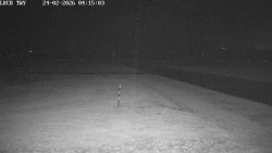 Pojezdová dráha, Runway