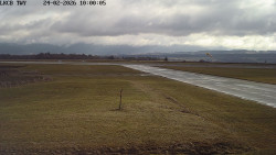 Pojezdová dráha, Runway