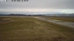 Pojezdová dráha, Runway