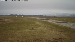 Pojezdová dráha, Runway