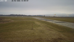 Pojezdová dráha, Runway