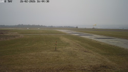 Pojezdová dráha, Runway