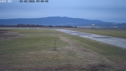 Pojezdová dráha, Runway