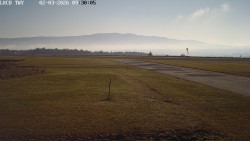 Pojezdová dráha, Runway