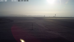 Pojezdová dráha, Runway