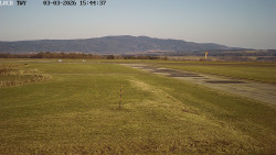 Pojezdová dráha, Runway