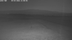 Pojezdová dráha, Runway