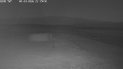 Pojezdová dráha, Runway