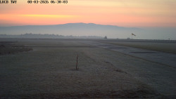 Pojezdová dráha, Runway