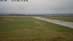 Pojezdová dráha, Runway