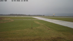 Pojezdová dráha, Runway