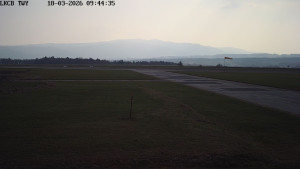 Letiště Cheb - Pojezdová dráha, Runway - 18.3.2026 v 09:45