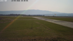 Pojezdová dráha, Runway