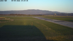 Pojezdová dráha, Runway