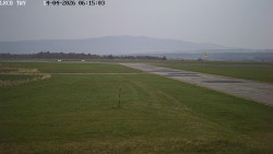 Pojezdová dráha, Runway