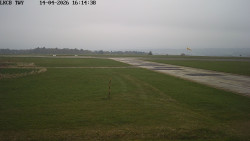 Pojezdová dráha, Runway