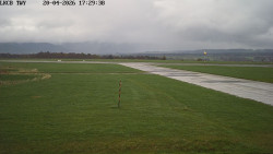 Pojezdová dráha, Runway