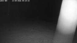 Pojezdová dráha, Runway