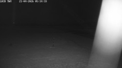 Pojezdová dráha, Runway