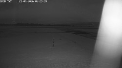 Pojezdová dráha, Runway