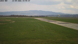 Pojezdová dráha, Runway