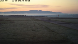 Pojezdová dráha, Runway