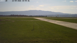 Pojezdová dráha, Runway