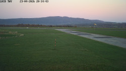 Pojezdová dráha, Runway