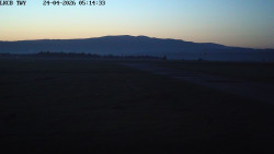 Pojezdová dráha, Runway