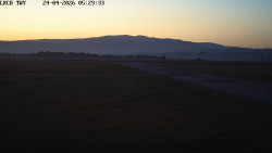 Pojezdová dráha, Runway