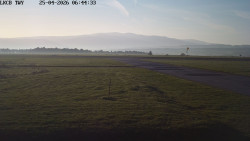 Pojezdová dráha, Runway