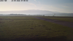 Pojezdová dráha, Runway