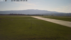 Pojezdová dráha, Runway