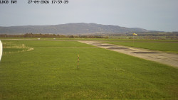 Pojezdová dráha, Runway