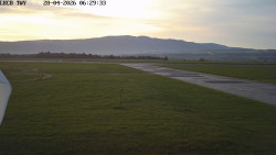 Pojezdová dráha, Runway