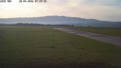 Pojezdová dráha, Runway