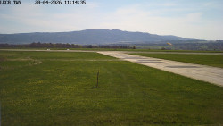 Pojezdová dráha, Runway