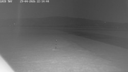 Pojezdová dráha, Runway