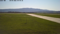 Pojezdová dráha, Runway