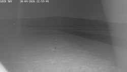 Pojezdová dráha, Runway