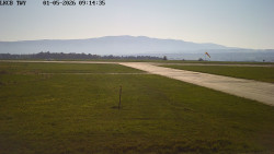 Pojezdová dráha, Runway