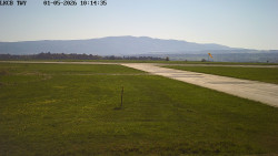 Pojezdová dráha, Runway
