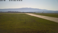 Pojezdová dráha, Runway