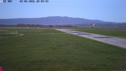 Pojezdová dráha, Runway