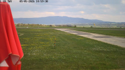 Pojezdová dráha, Runway